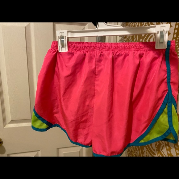 Medium hot pink Florida gator athletic shorts - Picture 3 of 4
